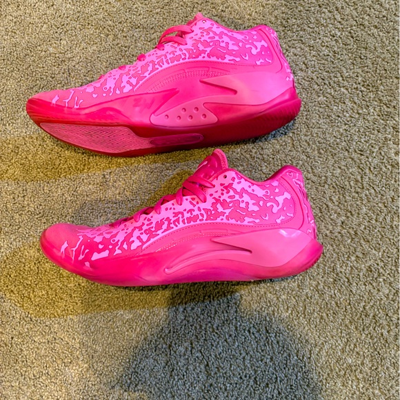 Nike Jordan Zion basketball shoes - Picture 4 of 6